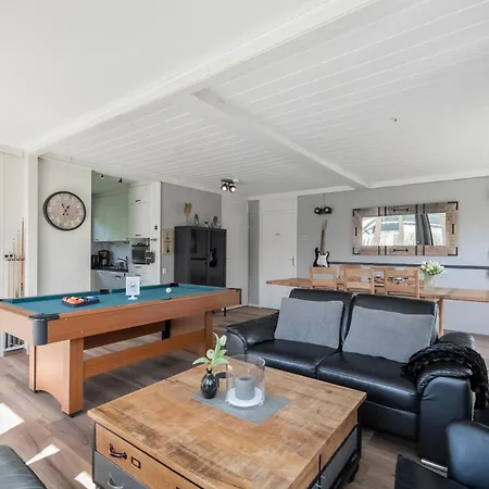 Holiday home Rumah Kami - Aan Zee